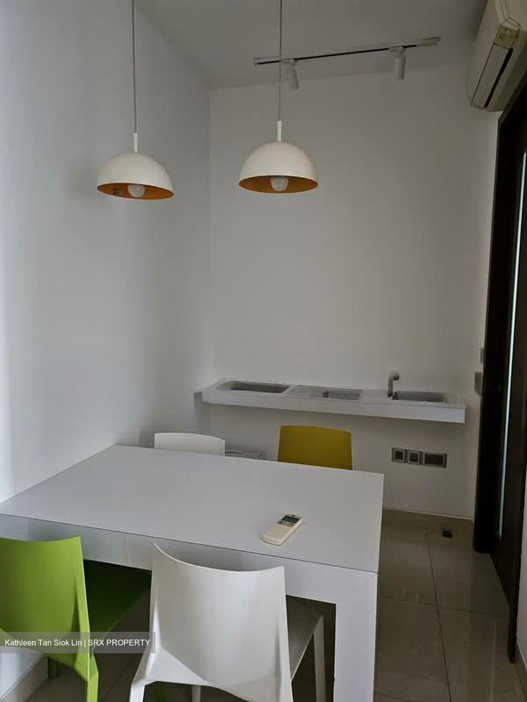 Centra Loft (D14), Apartment #581953121